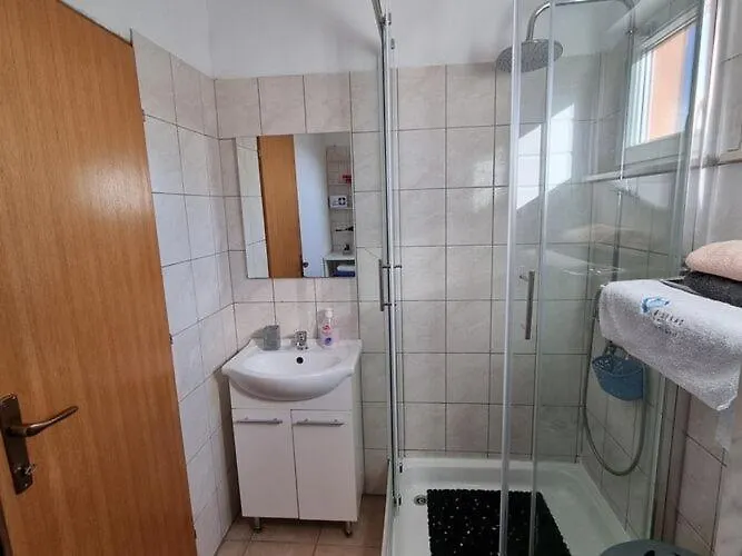 Vanja Kara Biograd - With Terrace ביוגראד נה מורו
